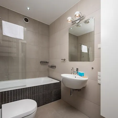 Wola Ulrychow Homely Apartment *